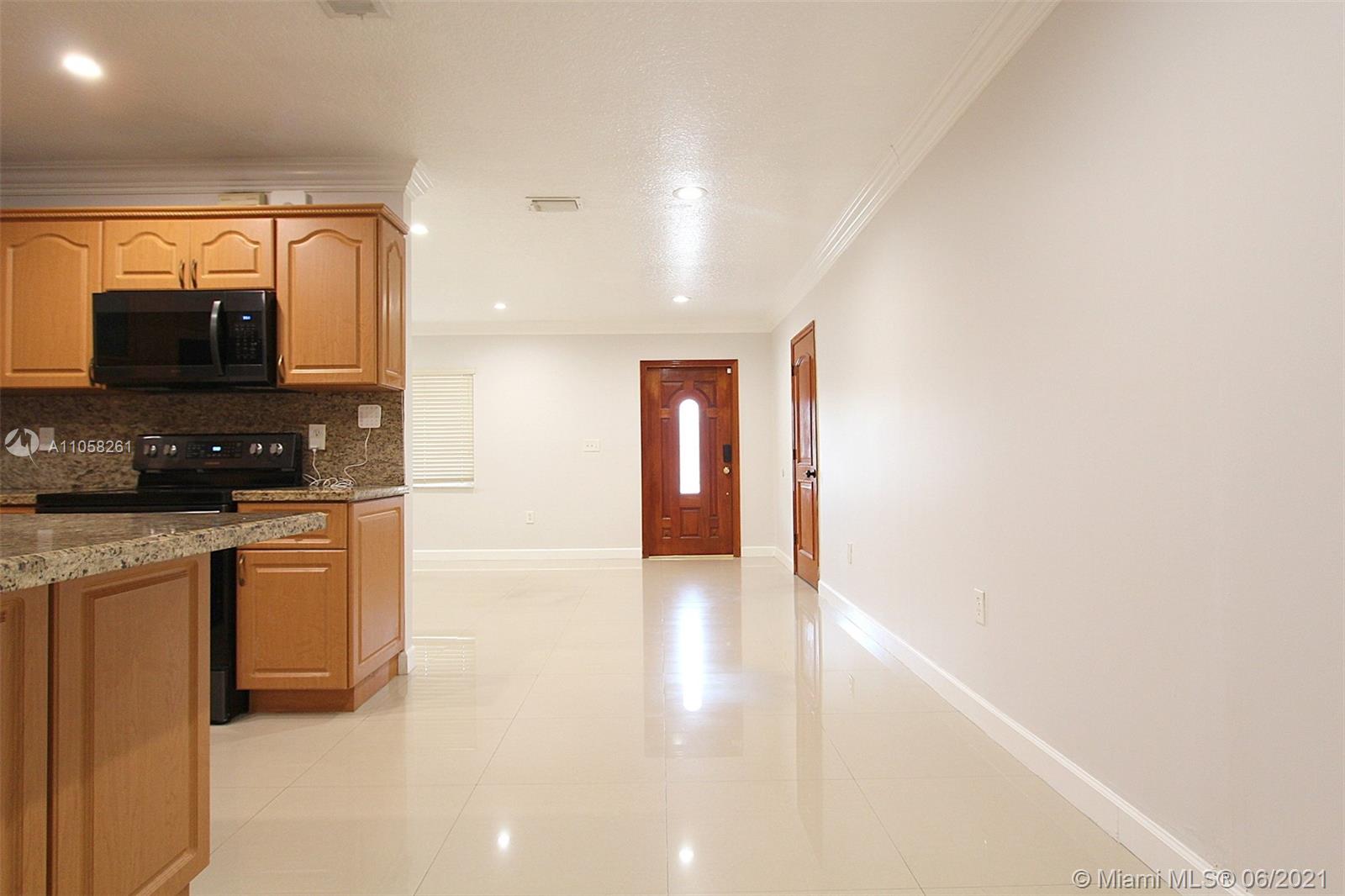 SUNSET HEIGHTS - Residential Lease