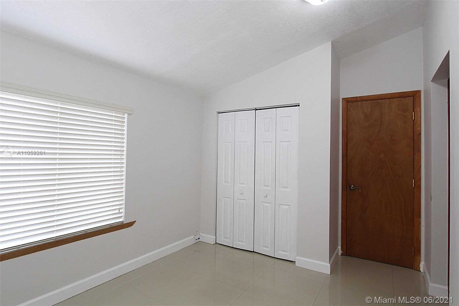 SUNSET HEIGHTS - Residential Lease