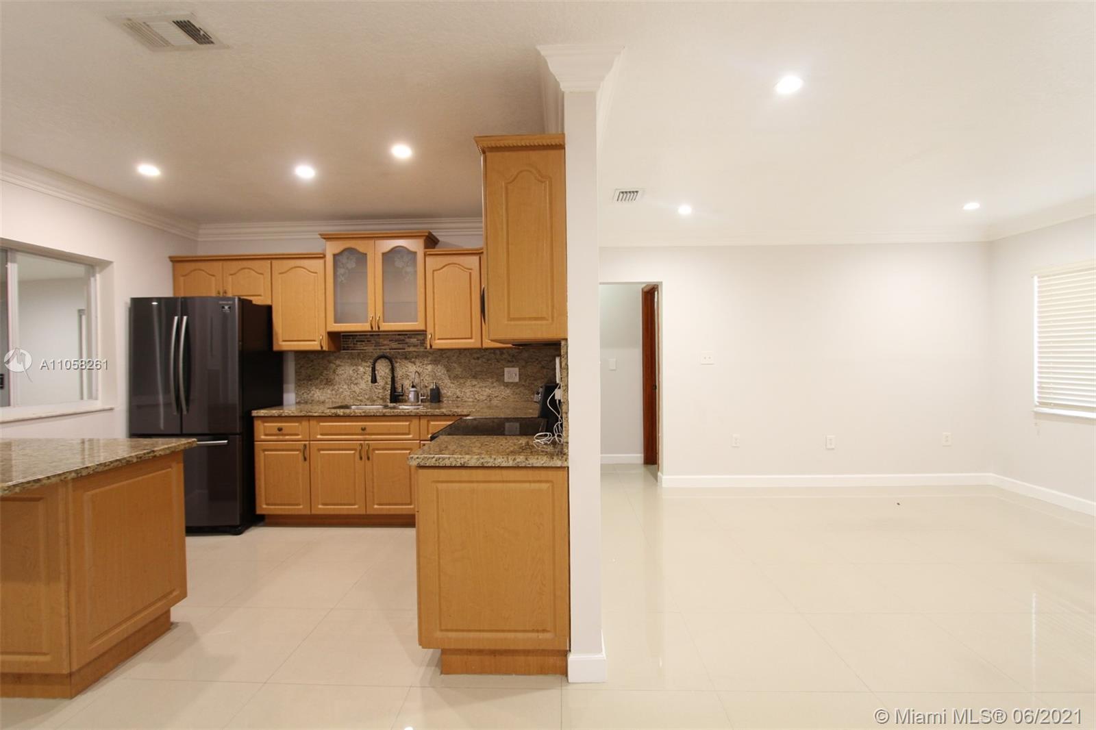 SUNSET HEIGHTS - Residential Lease