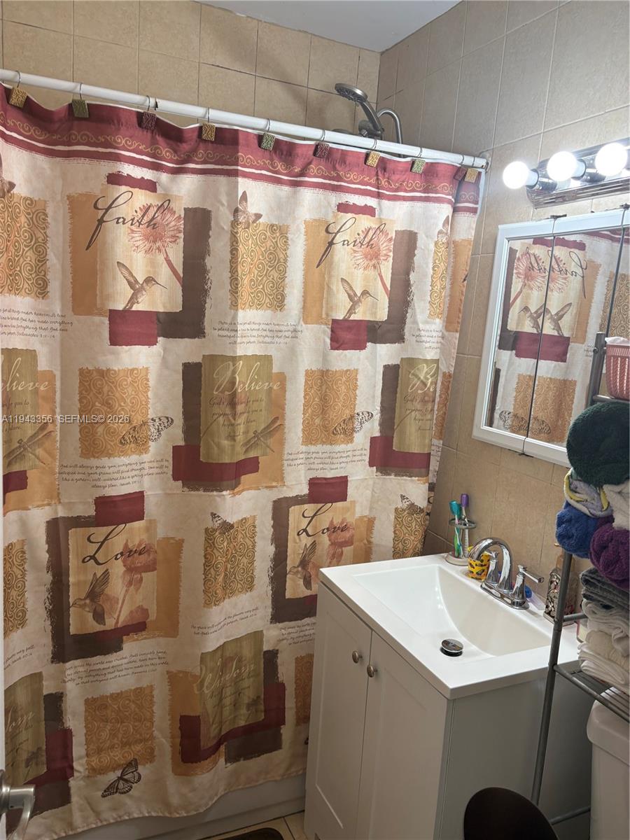 FLORAL PARK 1ST AMD - Residential