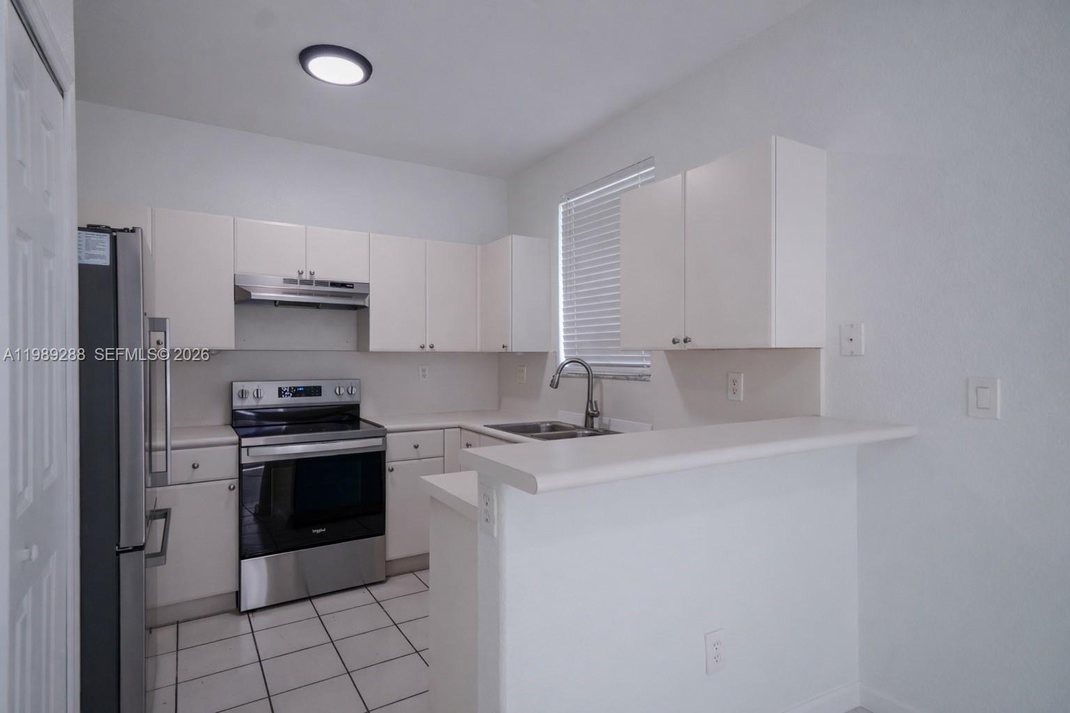 SHOMA TOWNHOMES AT KEYSCO - Residential