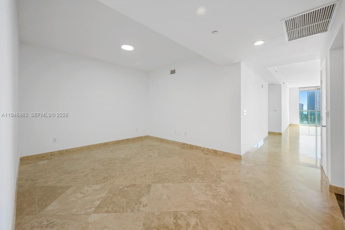 3330 NE 190th St 1912