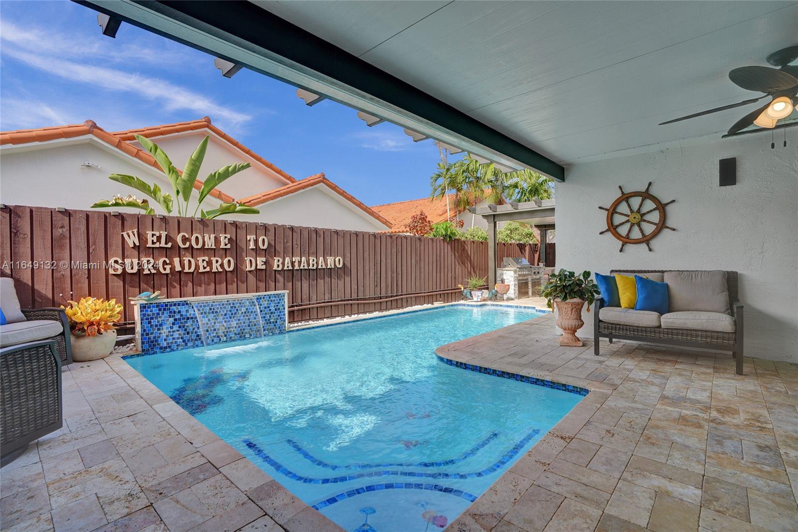 WEST LAKES GARDENS - Residential