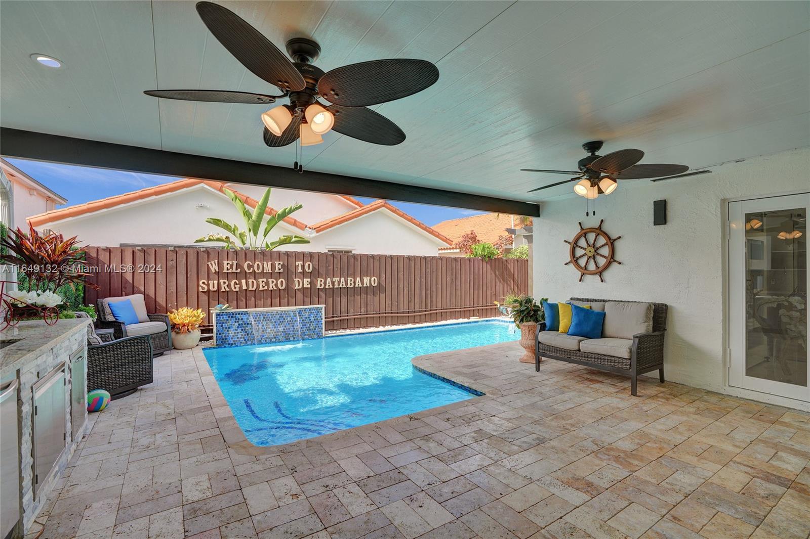 WEST LAKES GARDENS - Residential