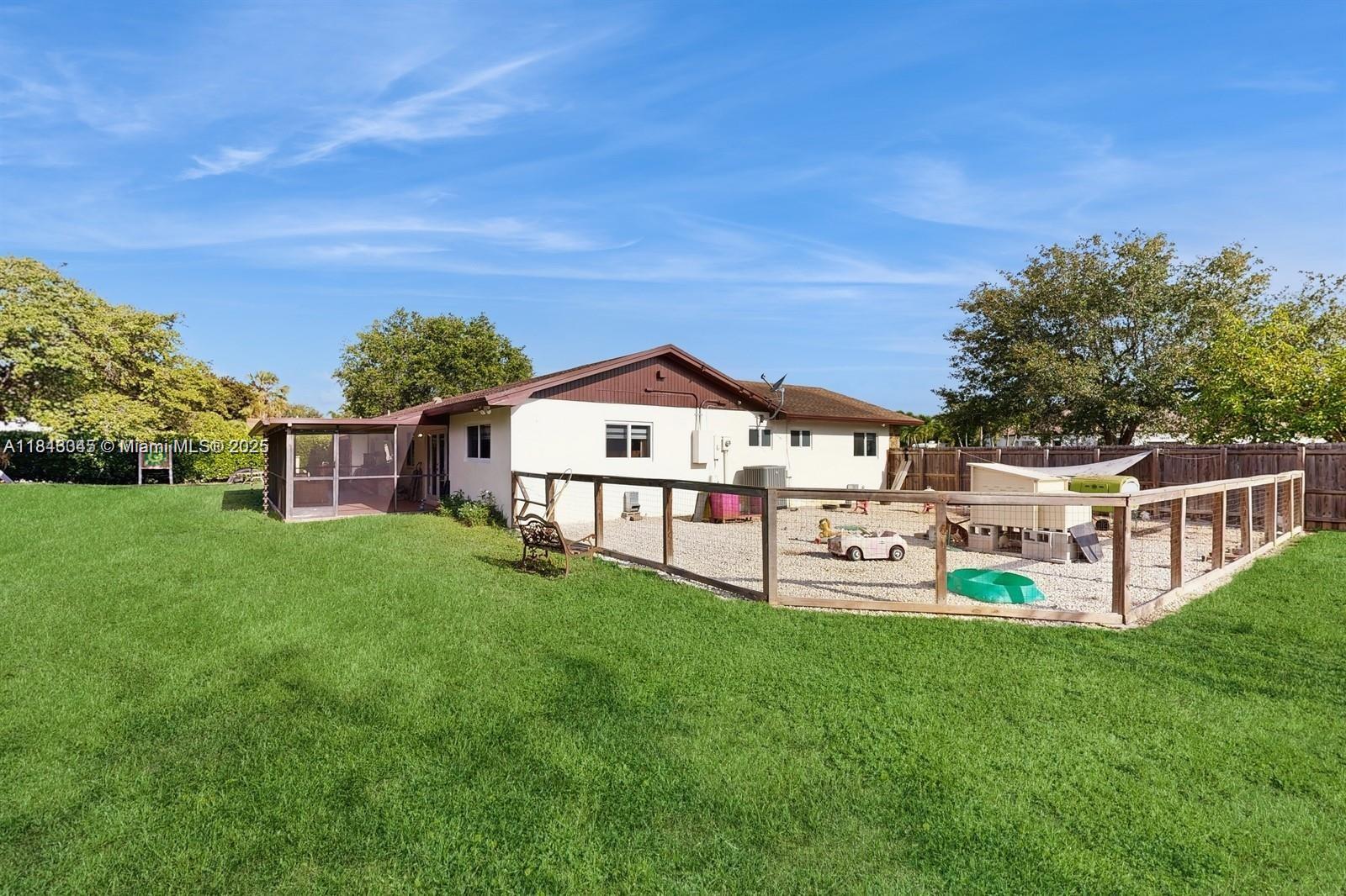 HIDEAWAY PINES SEC 2 - Residential