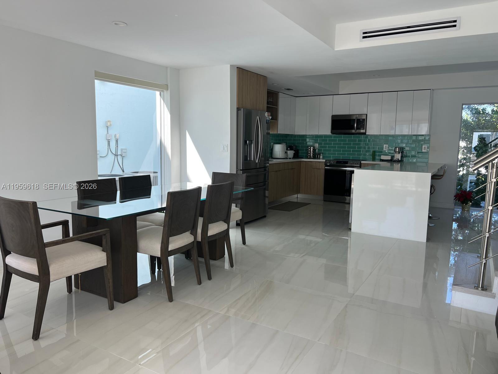 KEY LARGO OCEAN RESORT CO - Residential