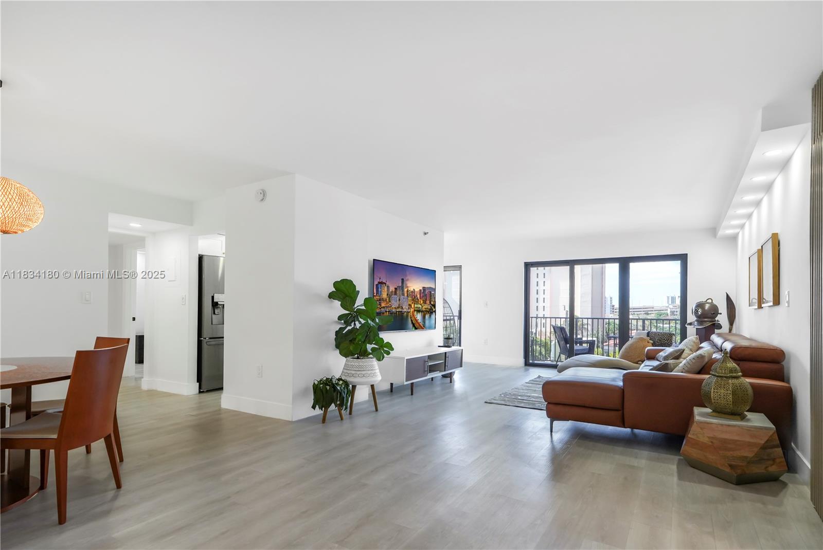 SUMMIT CONDO - Residential Lease