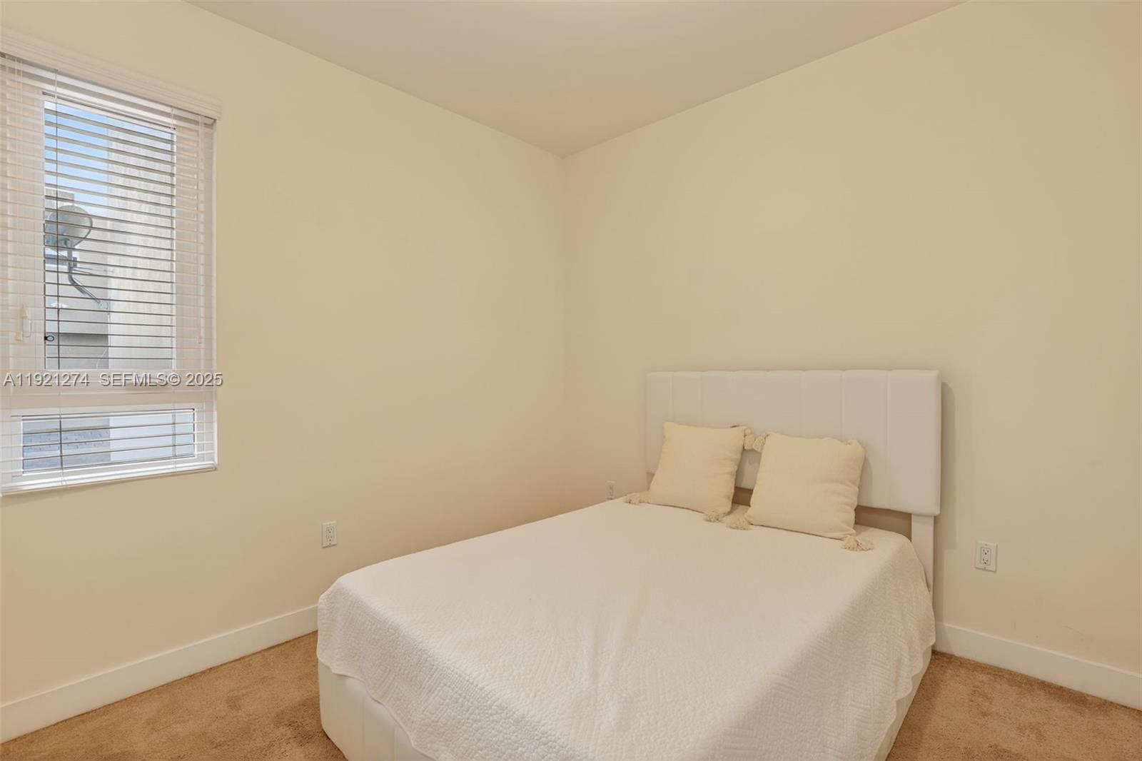 LANDMARK AT DORAL - Residential