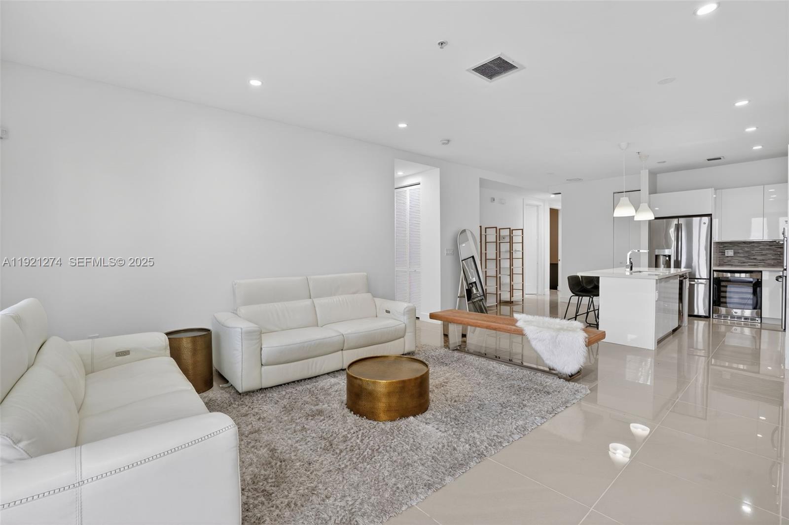 LANDMARK AT DORAL - Residential