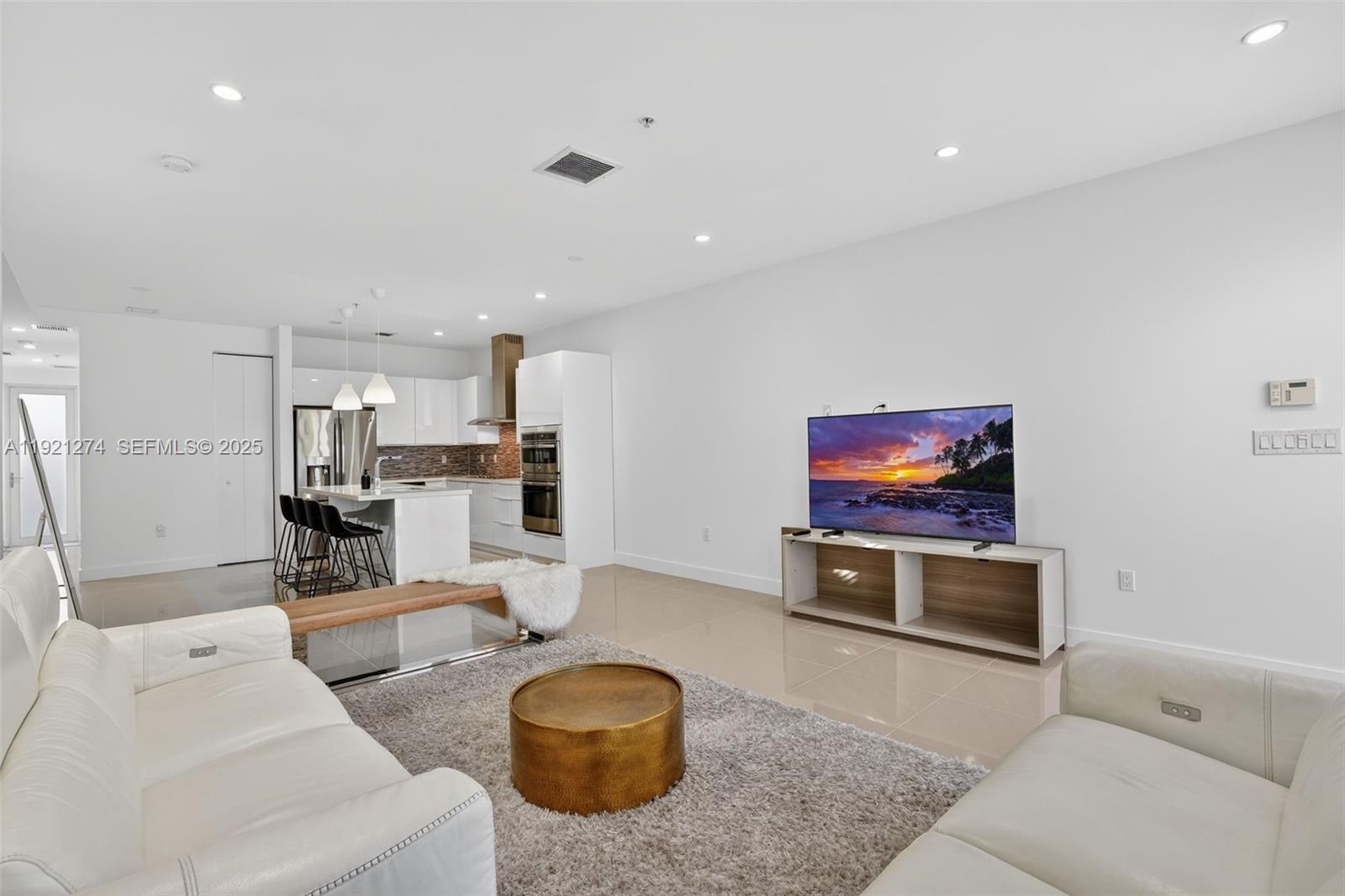 LANDMARK AT DORAL - Residential