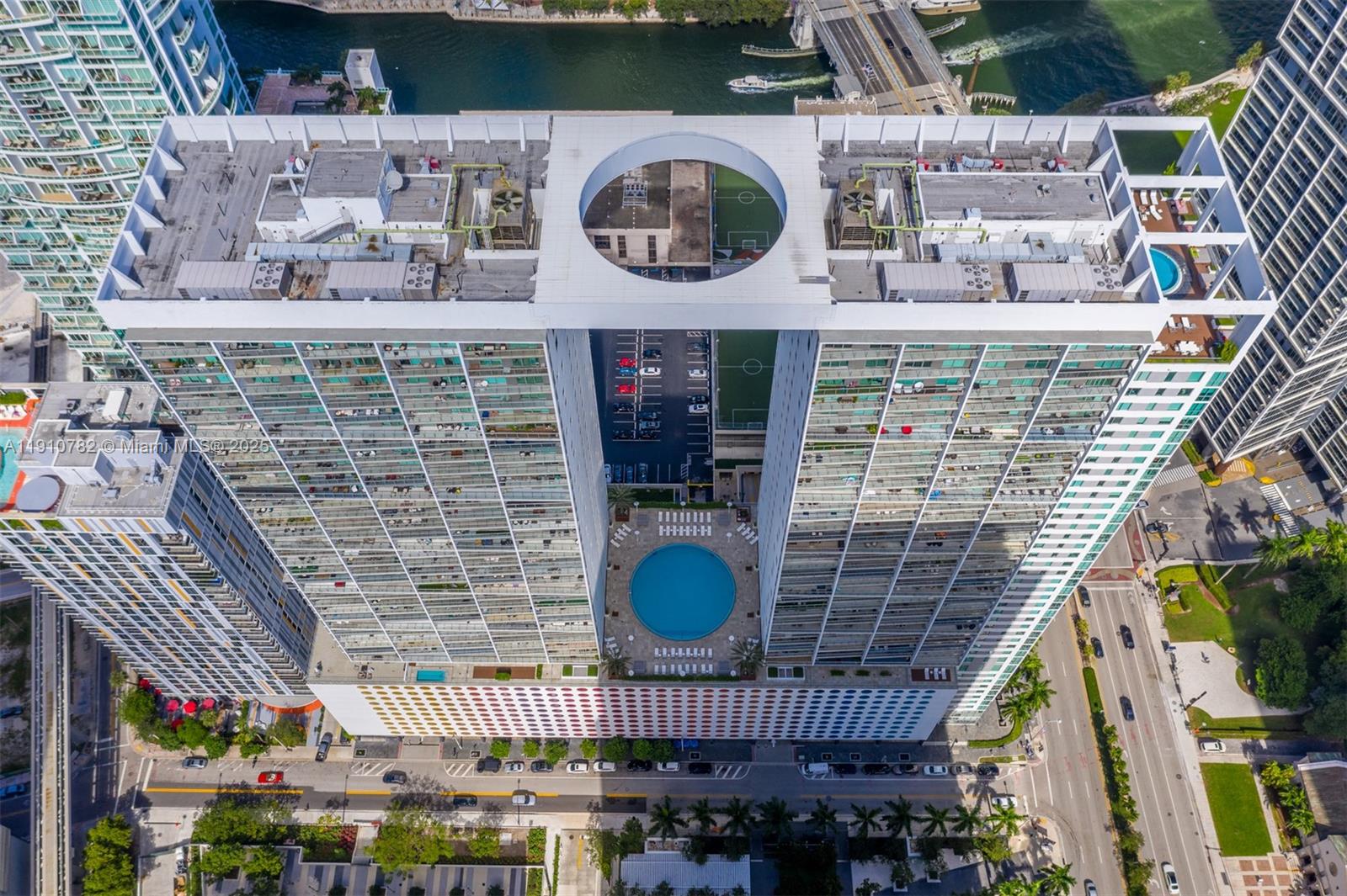 500 BRICKELL WEST CONDO - Residential