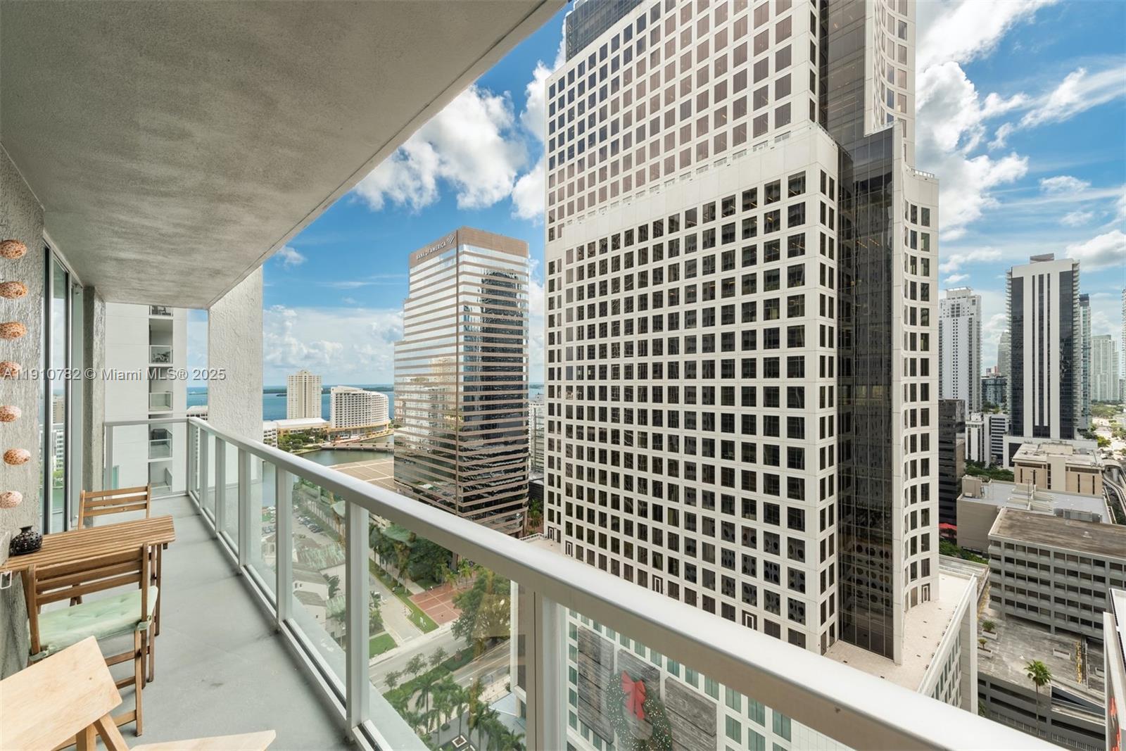 500 BRICKELL WEST CONDO - Residential