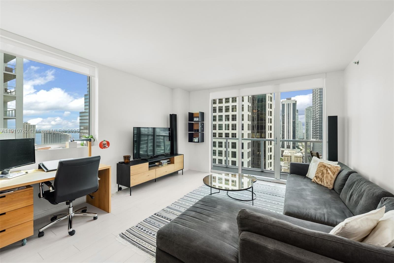 500 BRICKELL WEST CONDO - Residential