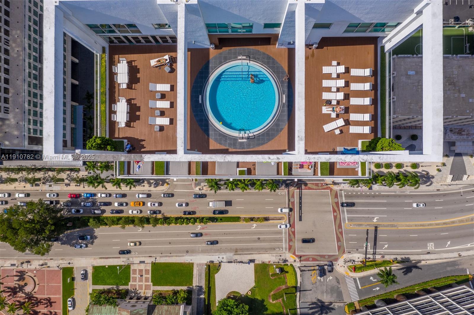 500 BRICKELL WEST CONDO - Residential