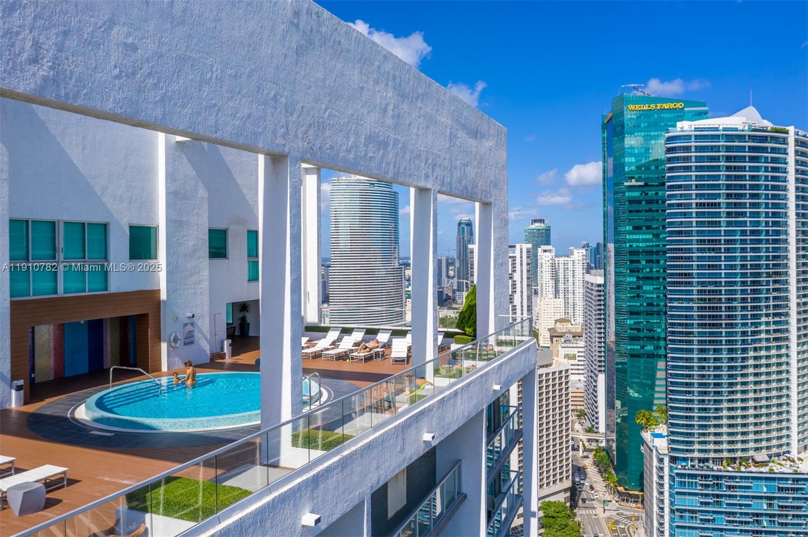 500 BRICKELL WEST CONDO - Residential
