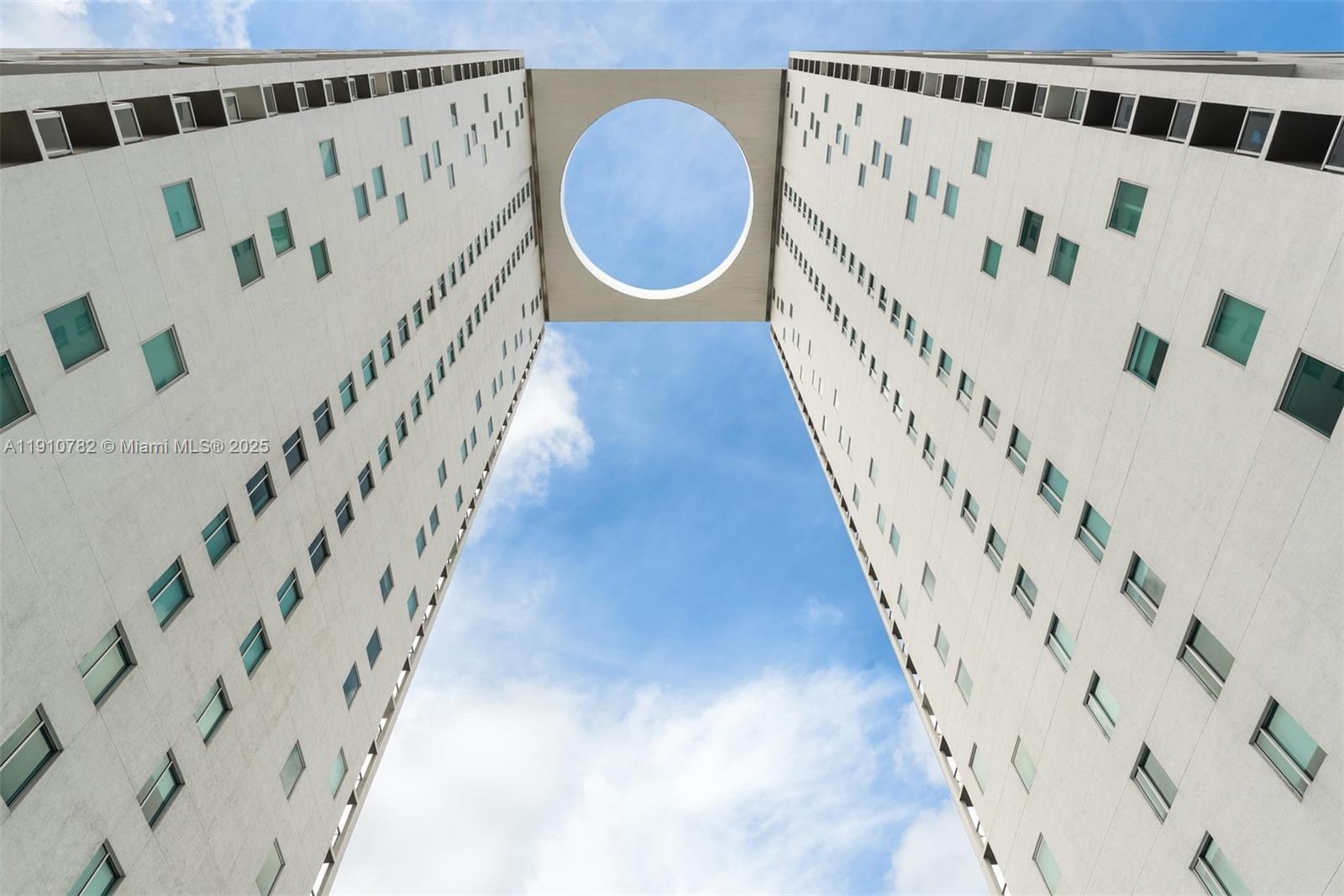 500 BRICKELL WEST CONDO - Residential