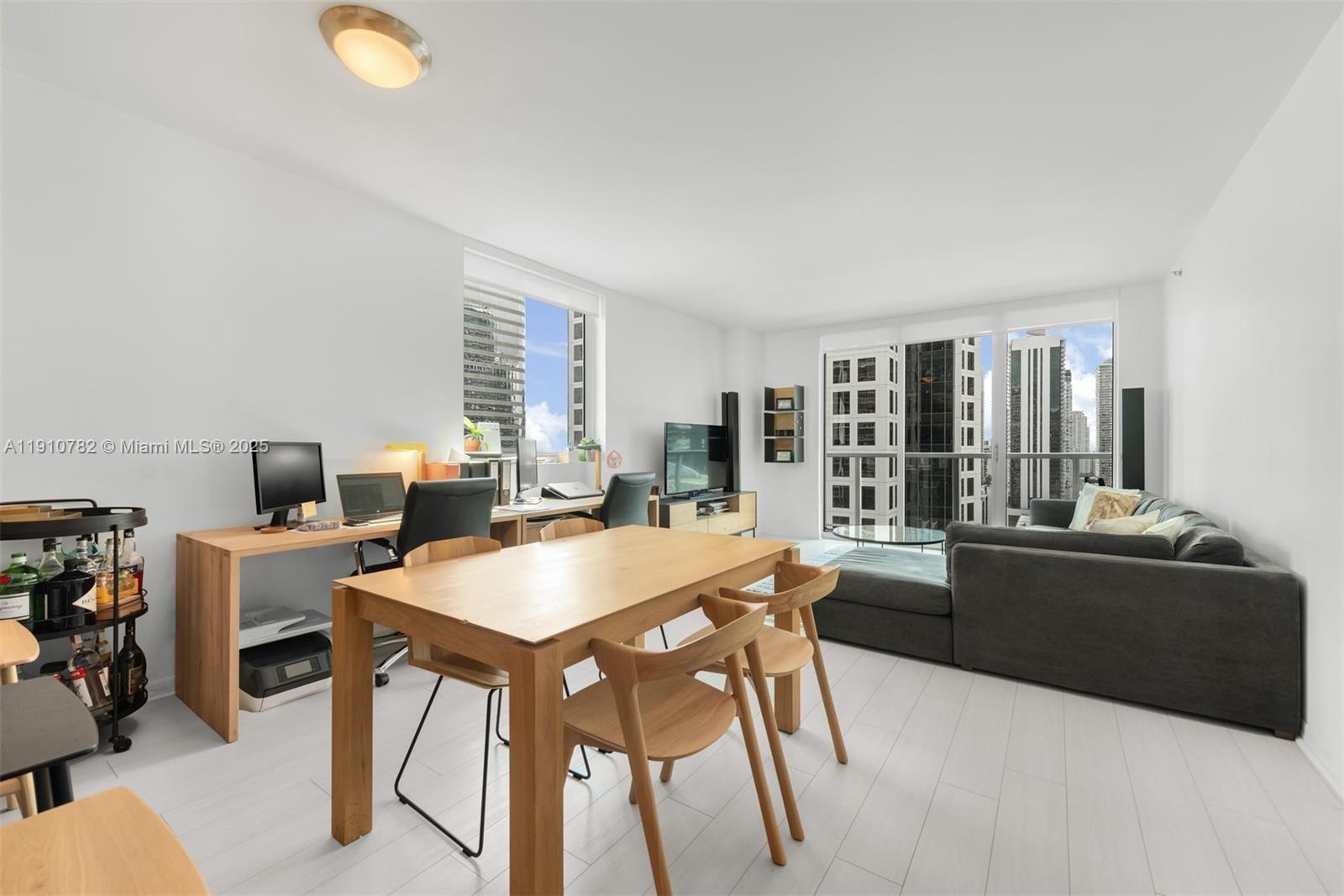 500 BRICKELL WEST CONDO - Residential