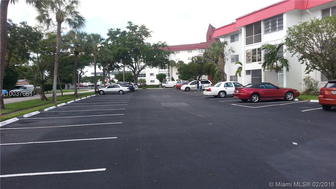 Castle Apts 1 Condo - Residential Lease