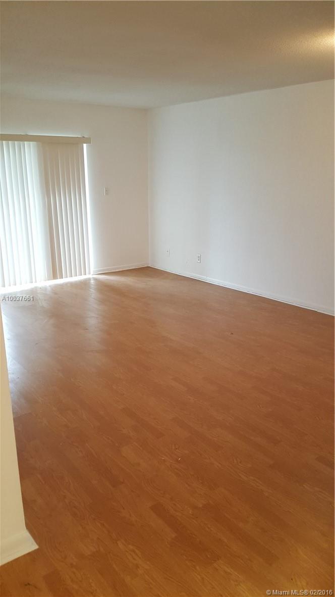 Castle Apts 1 Condo - Residential Lease