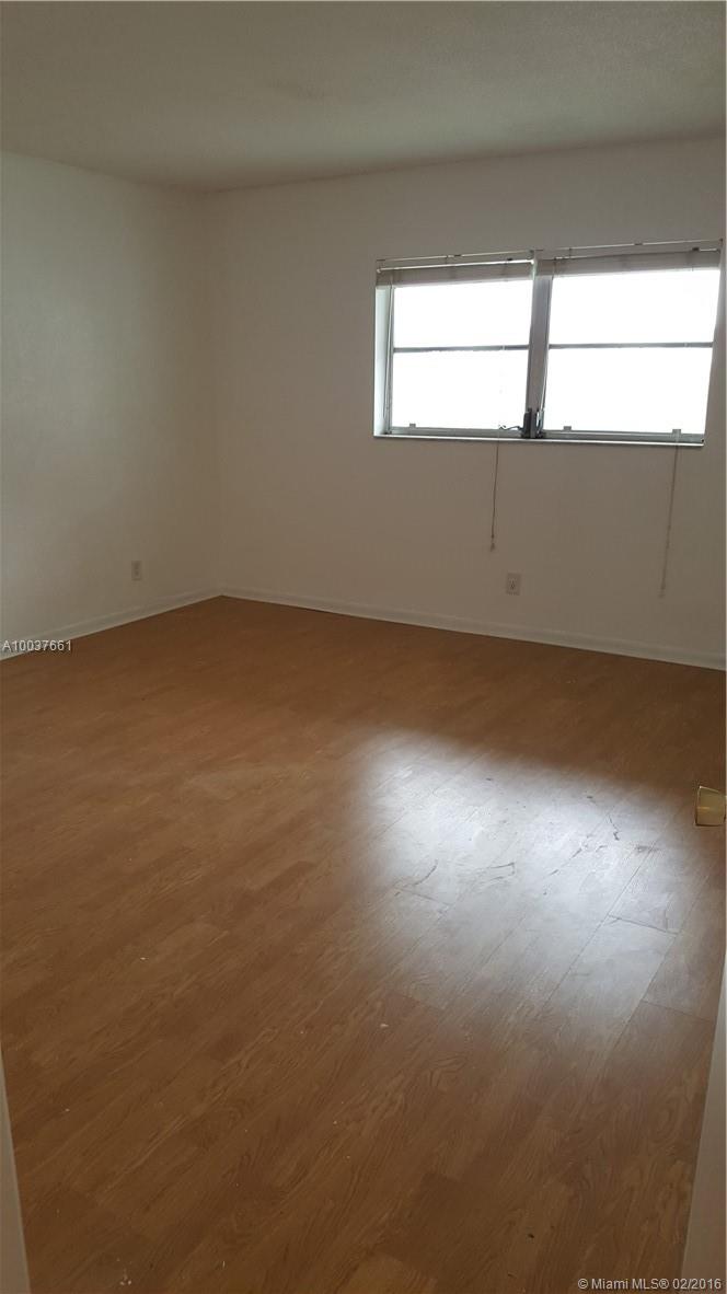 Castle Apts 1 Condo - Residential Lease