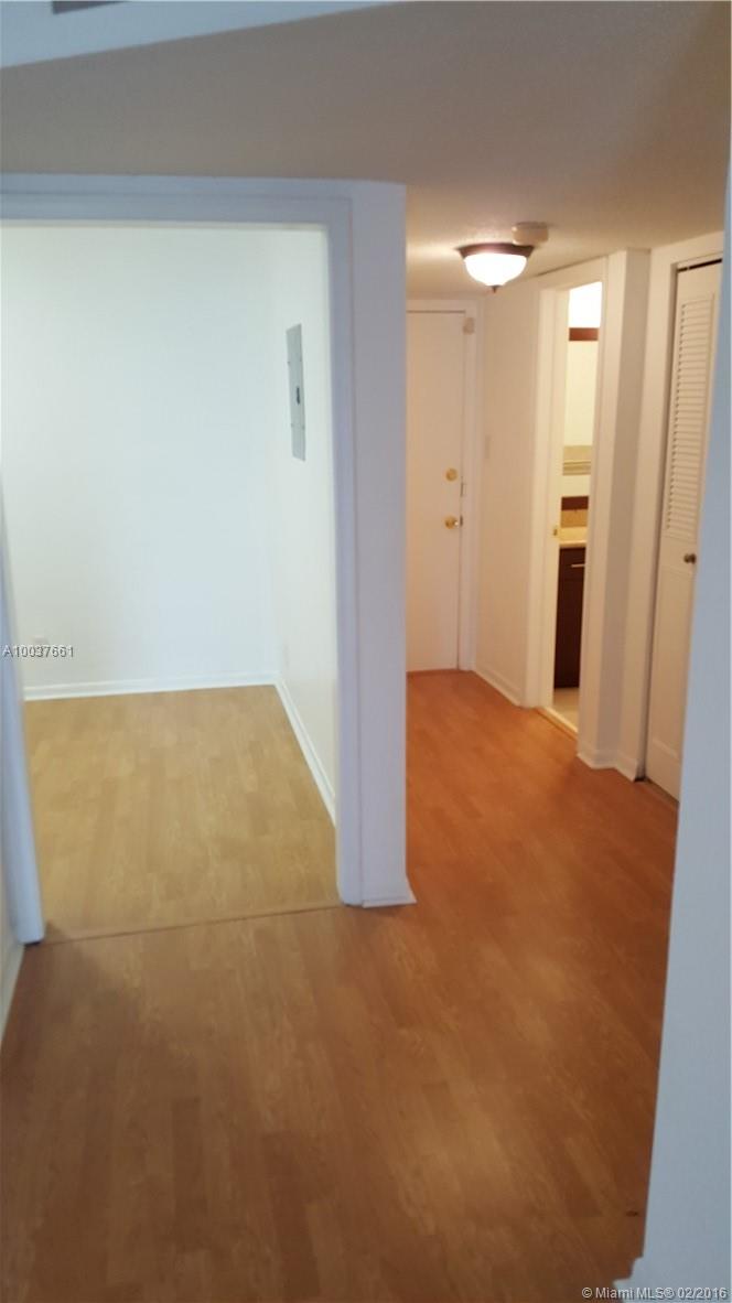 Castle Apts 1 Condo - Residential Lease