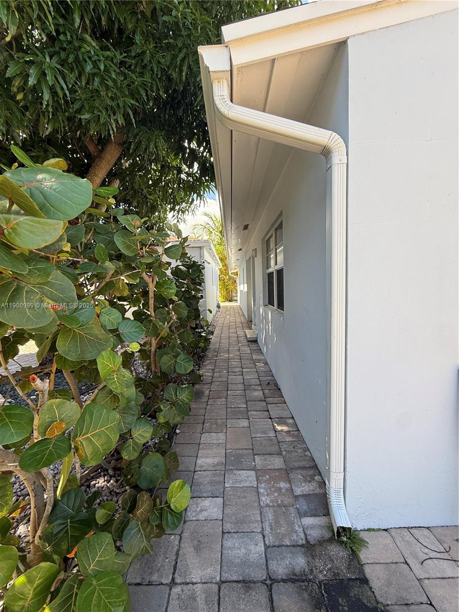 LAKE WORTH TOWN OF - Residential Lease