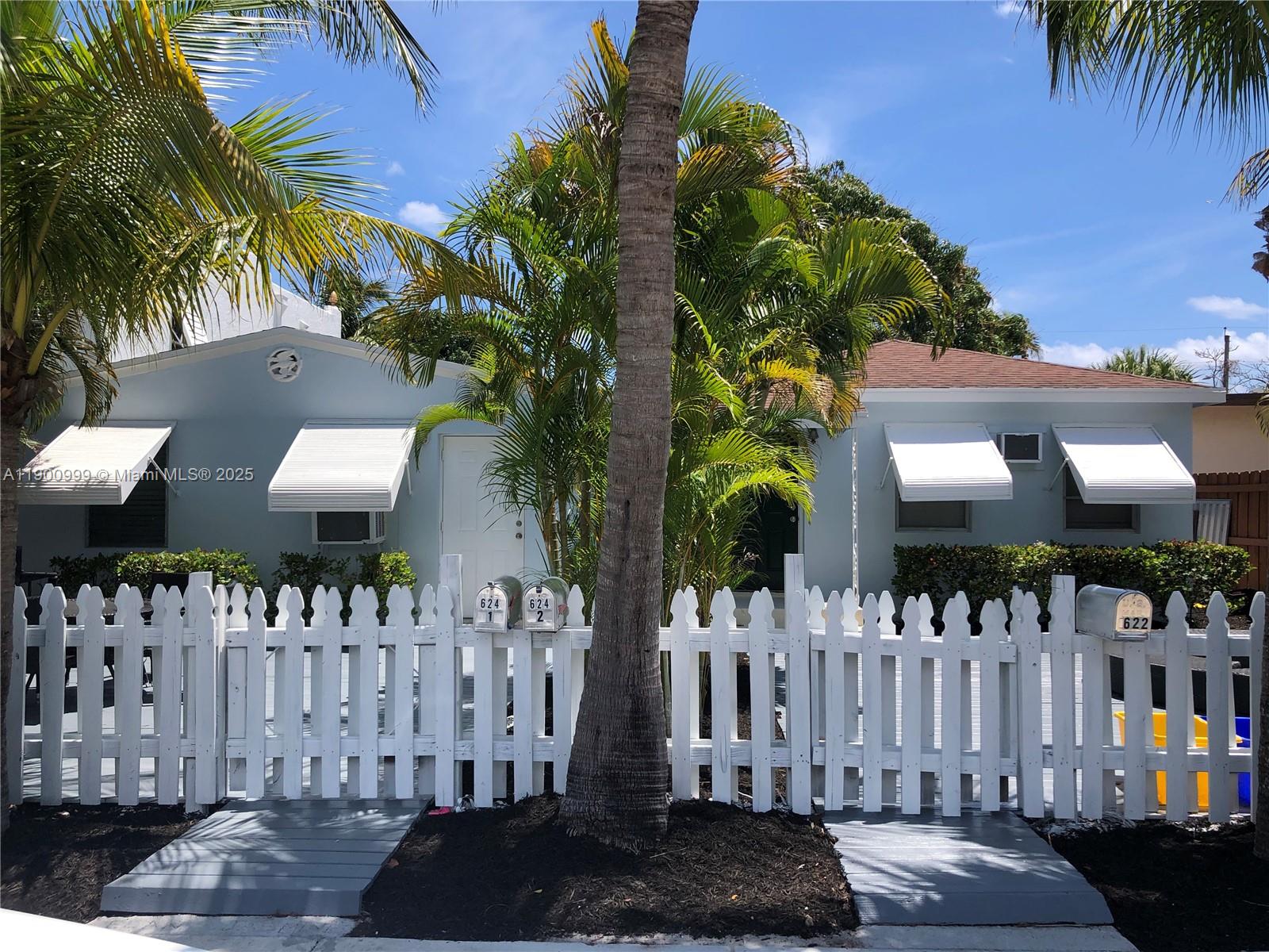 Perfect location in HOT Lake Worth Beach downtown area- walk to restaurants, shops, Publix, Golf Course, parks and the beach! 1 bedroom with all NEW flooring and appliances plus outdoor deck. Water included in lease along with washer/dryer and parking, tenant pays electric & gas. Owner will require 1st month, last month, 1 month security deposit plus proof of income & credit/background check.