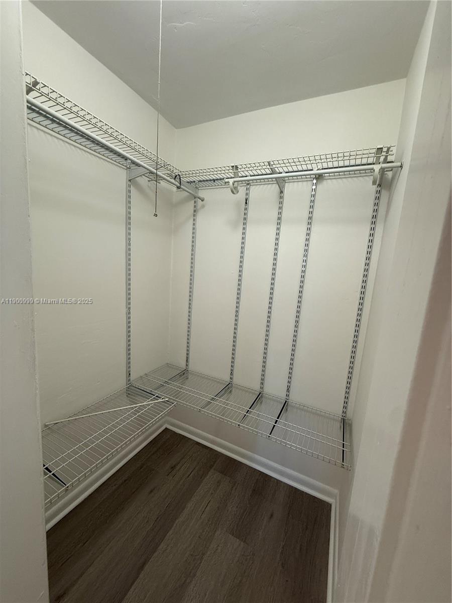 LAKE WORTH TOWN OF - Residential Lease