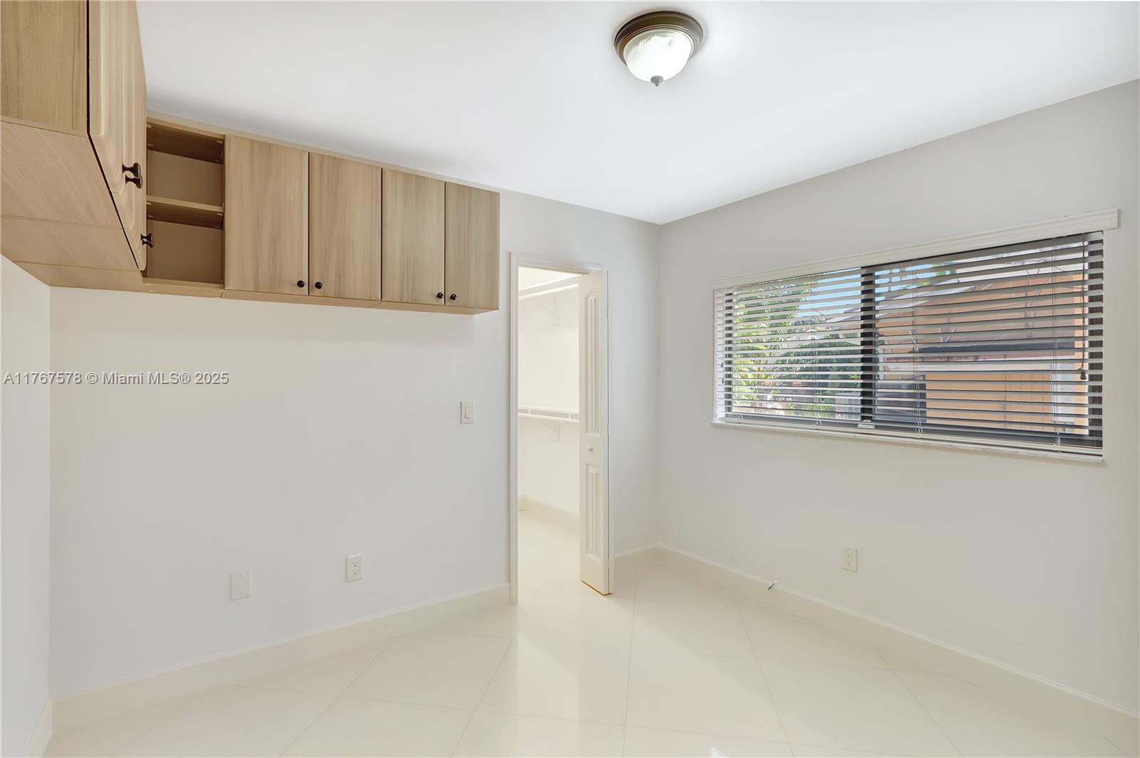 CORAL GABLES SEC E - Residential