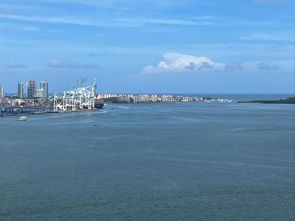 THREE TEQUESTA POINT COND - Residential Lease