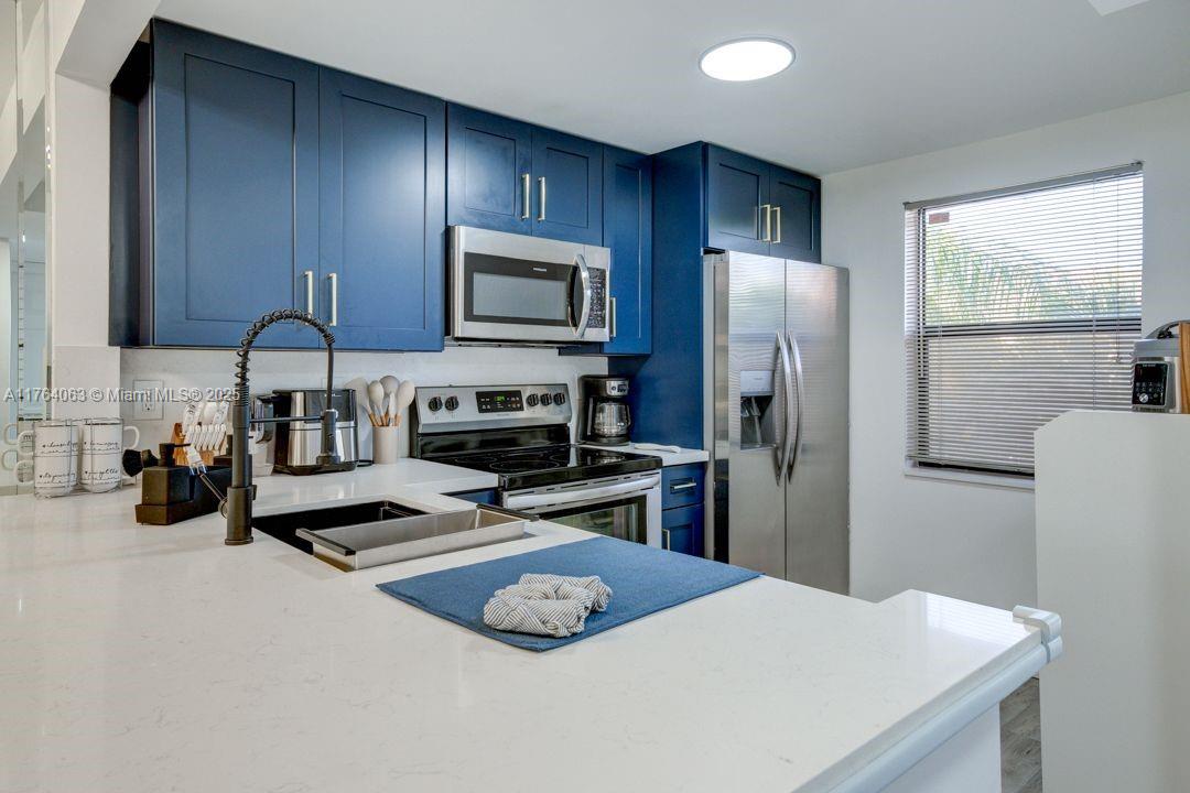Property for Sale at 2726 Nw 104th Ave 302, Sunrise, Miami-Dade County, Florida - Bedrooms: 2 
Bathrooms: 2  - $180,000