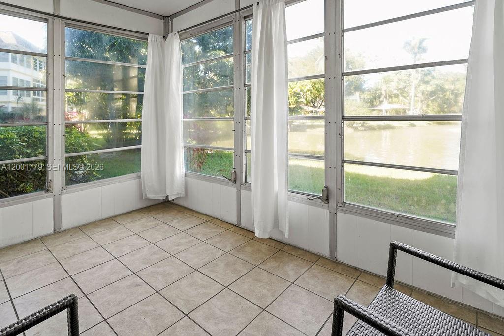 KAHLUA GARDENS CONDO - Residential