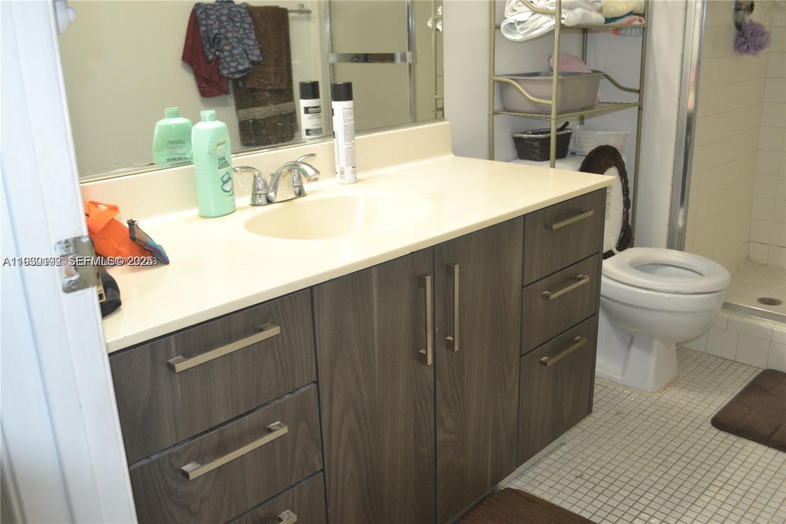 PALM LAKES CONDO - Residential