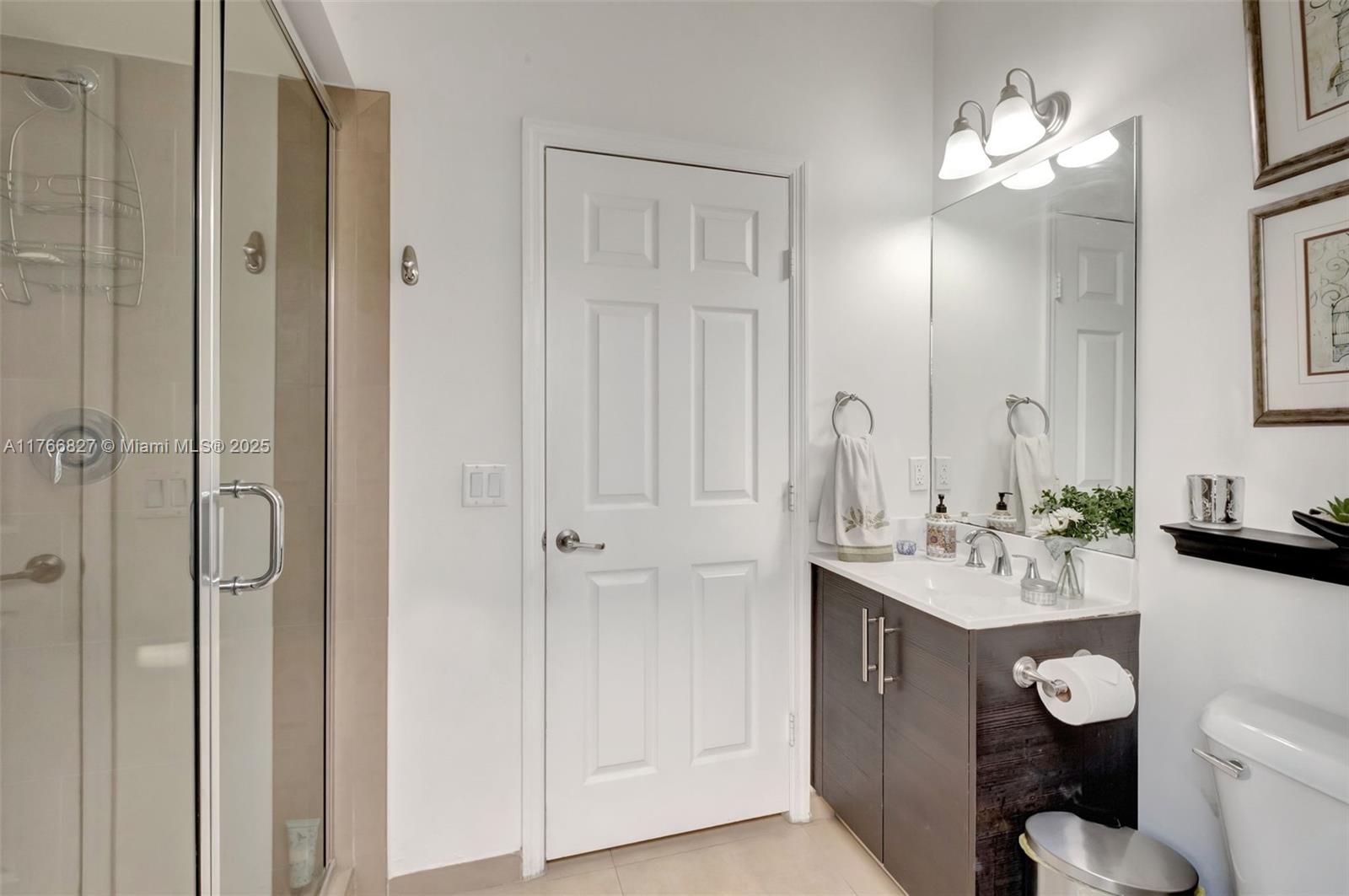 VINTAGE ESTATES - Residential