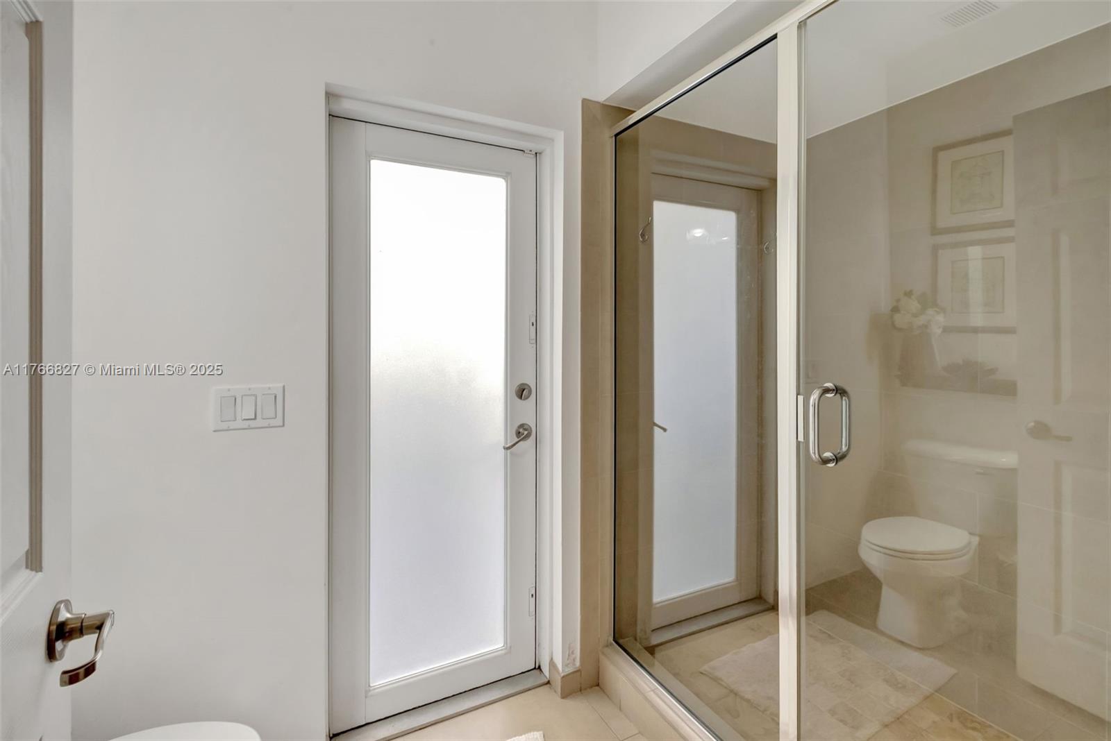 VINTAGE ESTATES - Residential