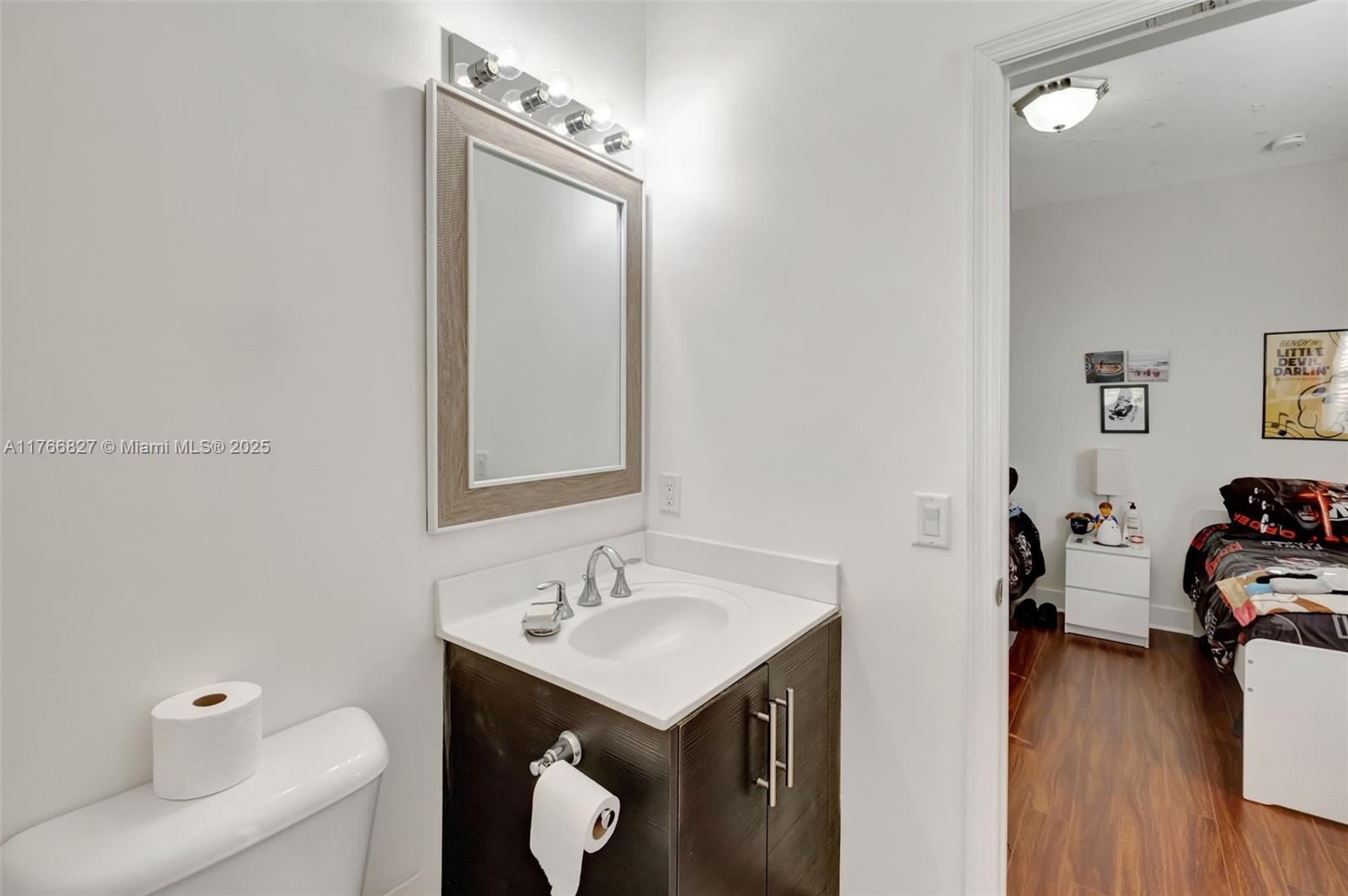 VINTAGE ESTATES - Residential