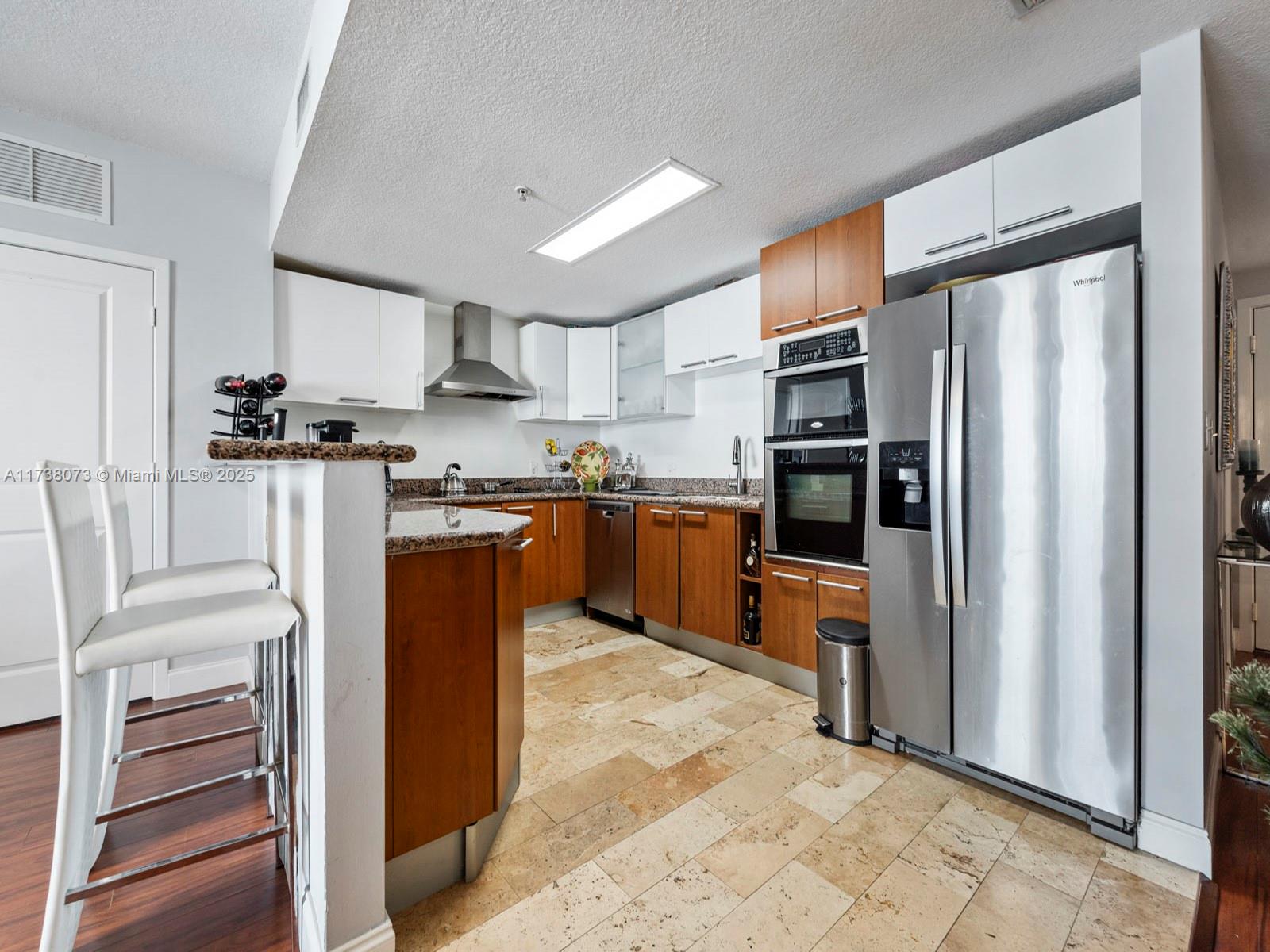170 SE 14th St 1801