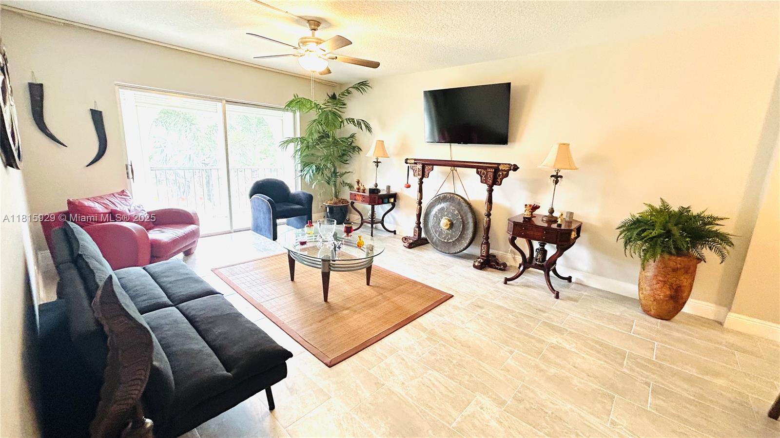 TIERRA DEL SOL CONDO - Residential Lease