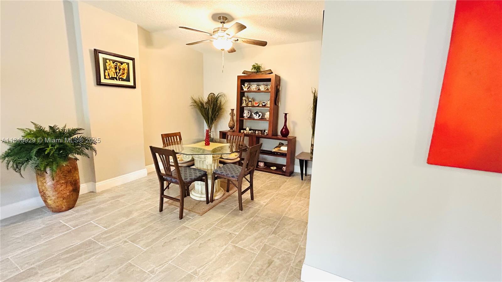 TIERRA DEL SOL CONDO - Residential Lease