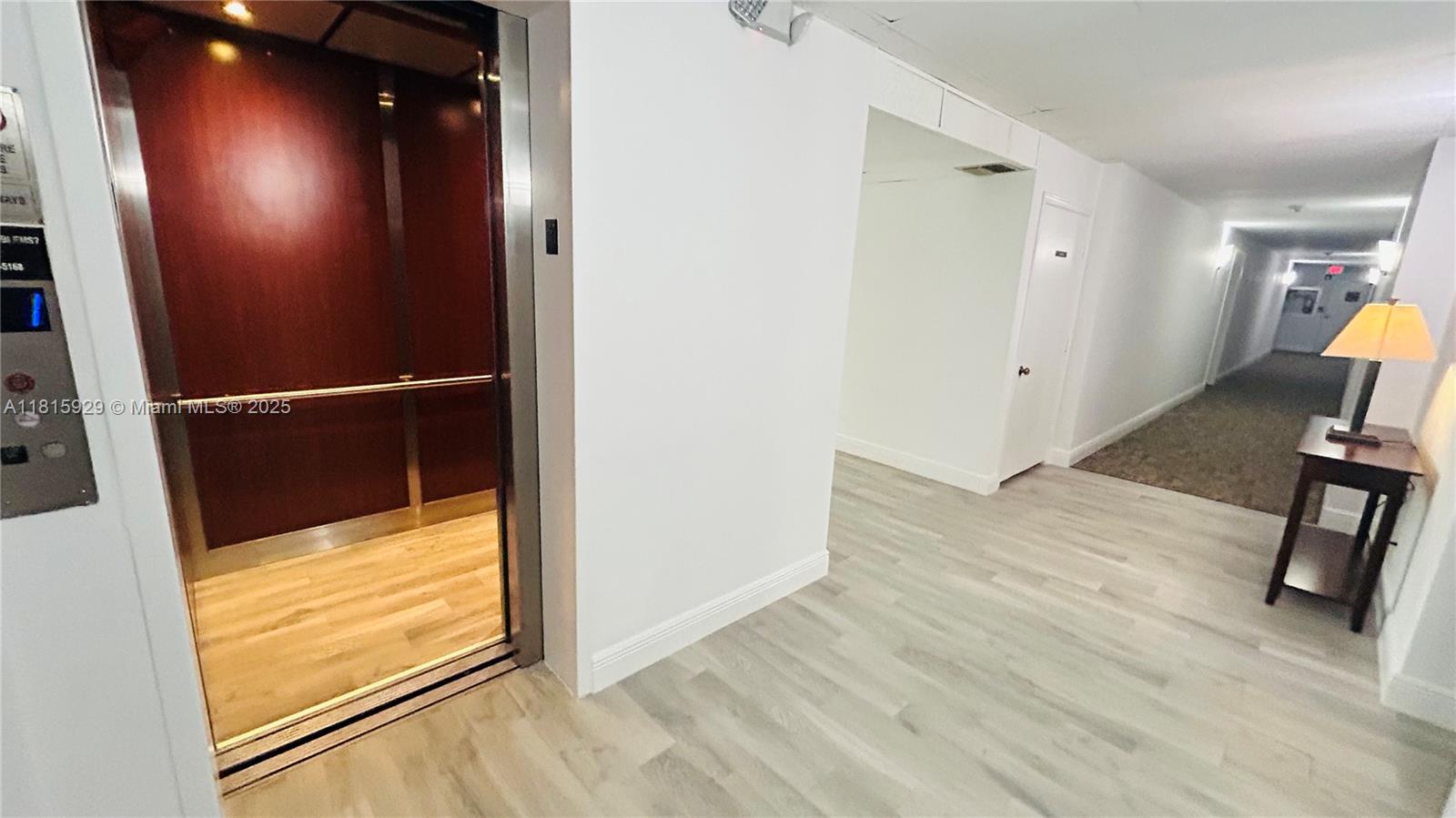 TIERRA DEL SOL CONDO - Residential Lease