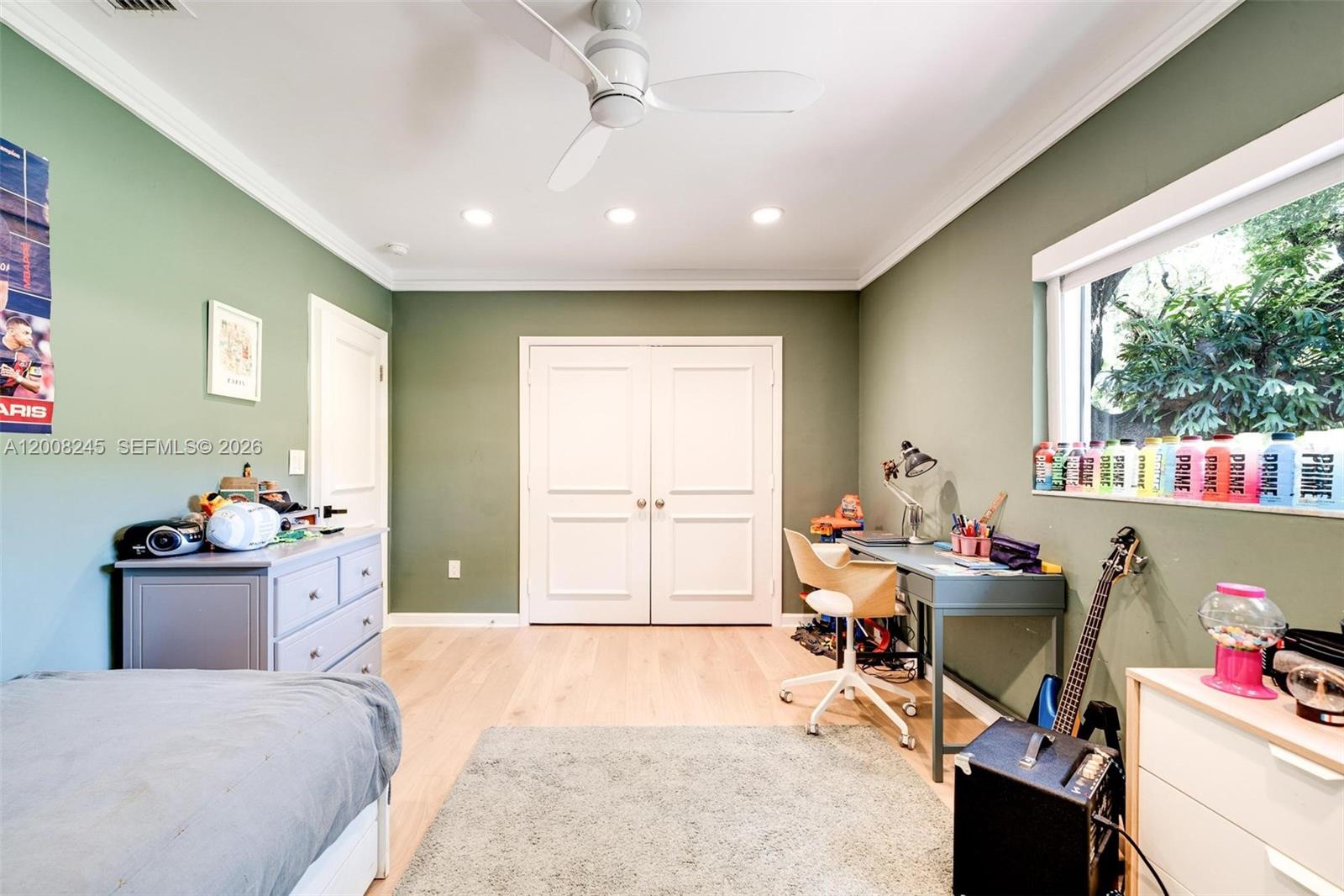 CORAL GABLES BISC BAY SEC - Residential