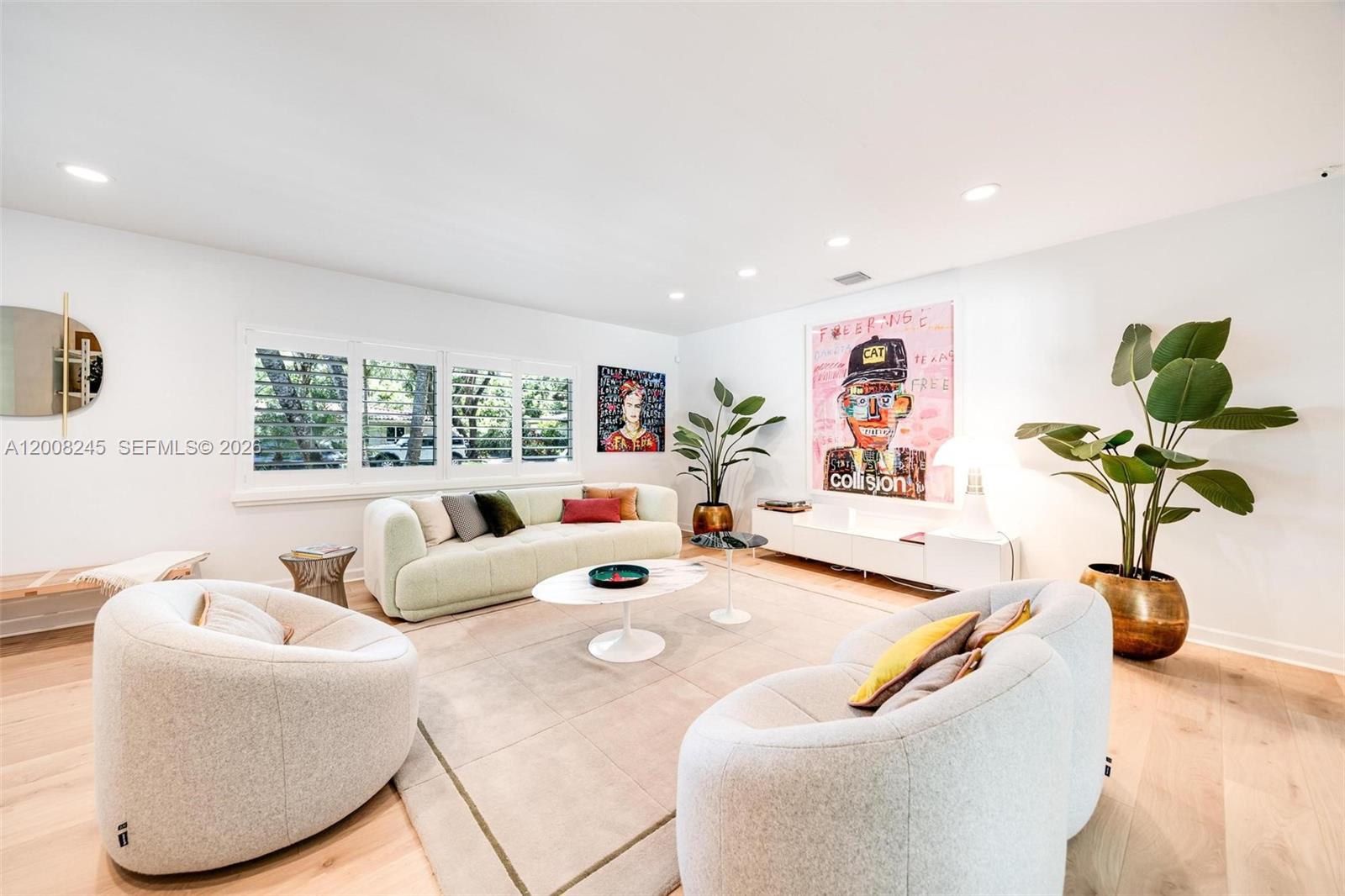 CORAL GABLES BISC BAY SEC - Residential
