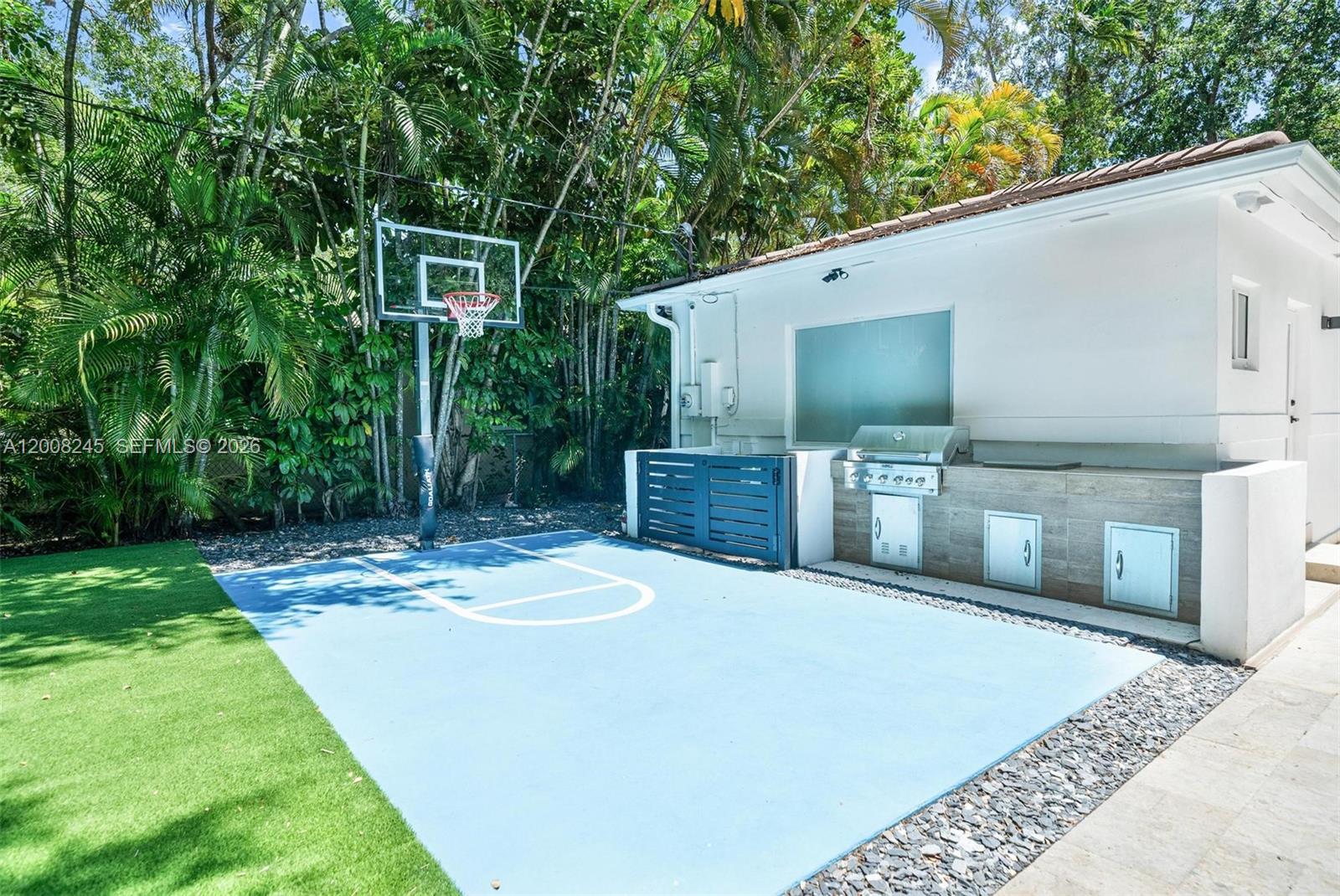 CORAL GABLES BISC BAY SEC - Residential