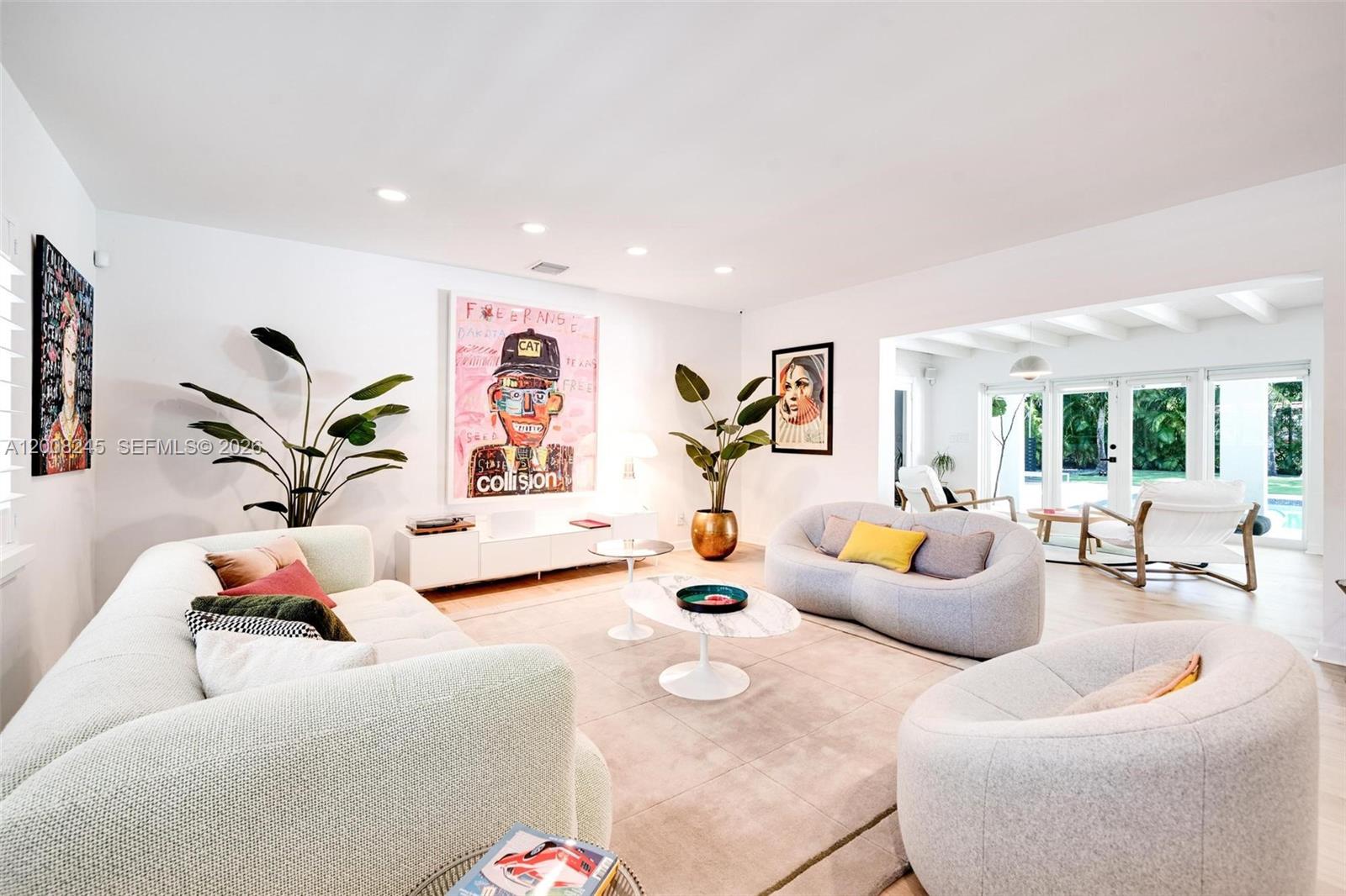 CORAL GABLES BISC BAY SEC - Residential
