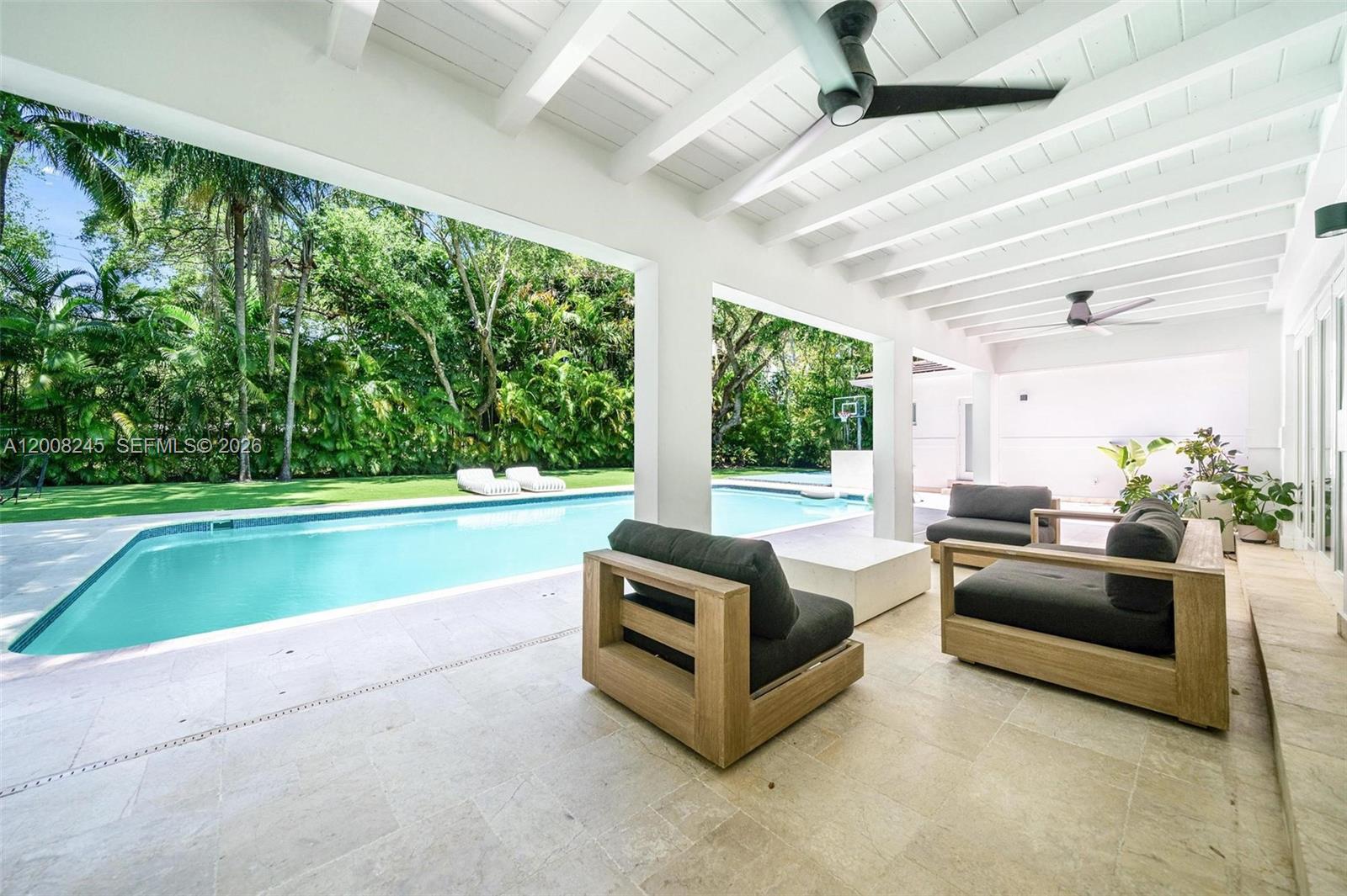 CORAL GABLES BISC BAY SEC - Residential