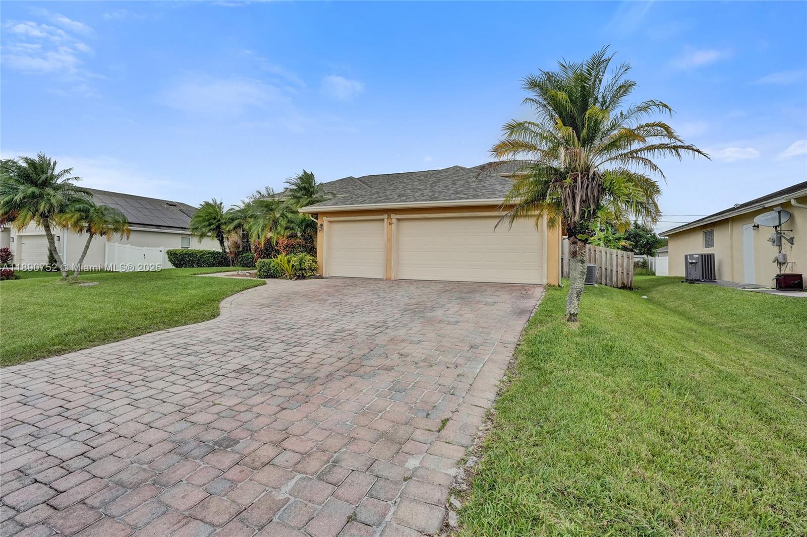 PORT ST LUCIE SECTION 12 - Residential