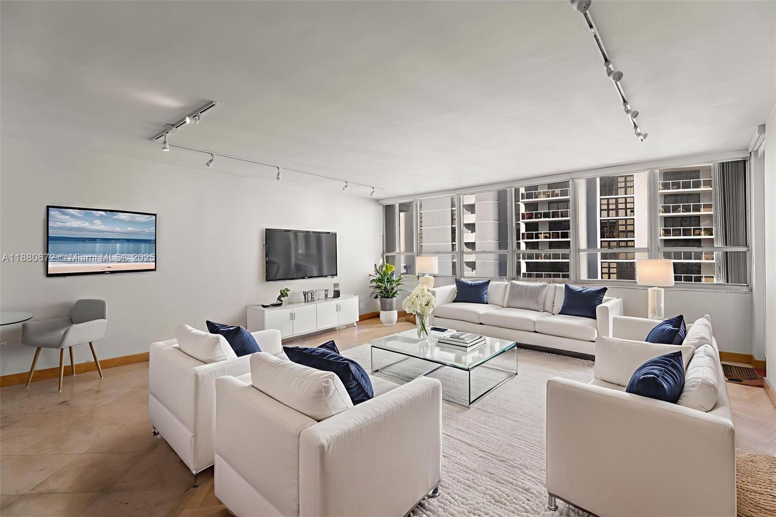 11 Island Ave 2009