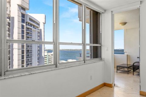 11 Island Ave 2009 Miami Beach FL 33139