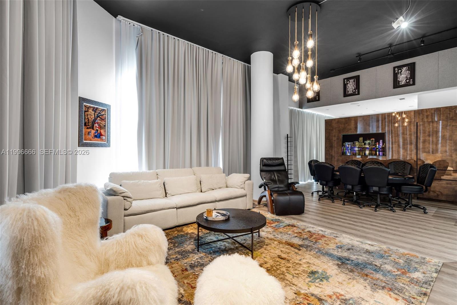 VIZCAYNE NORTH CONDO - Residential