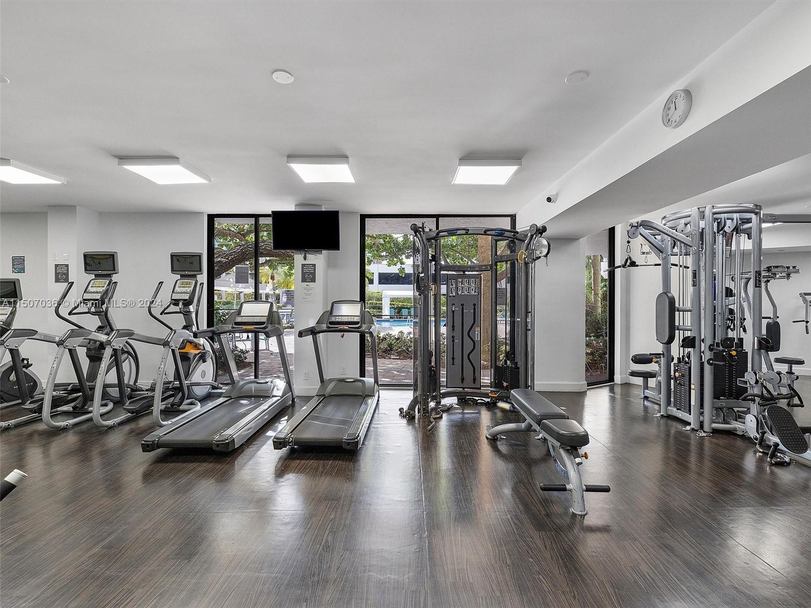 PARC CENTRAL AVENTURA EAS - Residential Lease